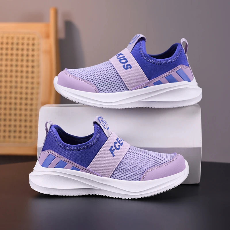 Girls Slip on Shoes Children Sneaker Fashion Knit Fabric Luxury Kids Casual Shoes Lightweight School Sports Girls Shoes.