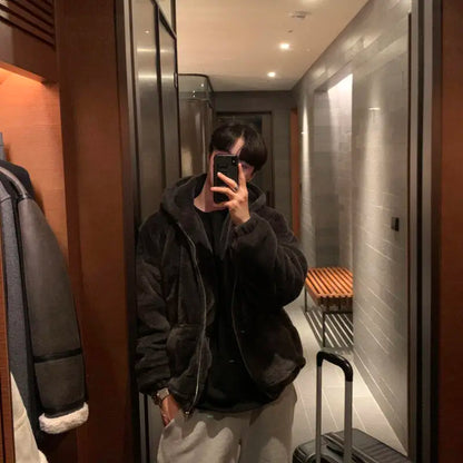 Winter faux lamb wool jacket men's padded thickened cotton clothing loose fleece jacket cotton clothing.