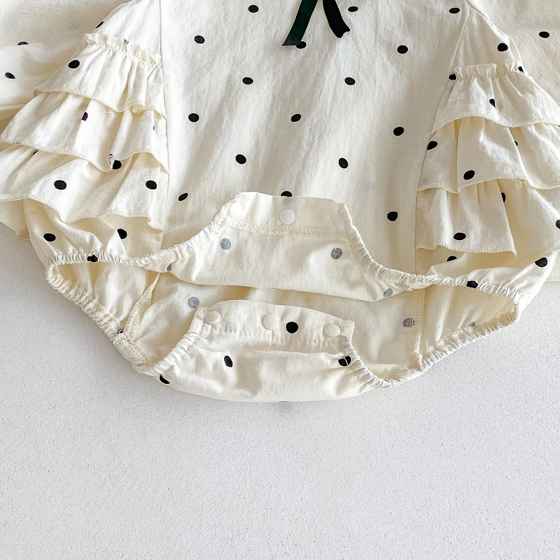 2023 herbst Neue Baby Mädchen Bodysuit Baumwolle Polka Dot Gedruckt Infant Mädchen Ein Stück Kleidung Kleinkind Overall Neugeborene Kleidung.