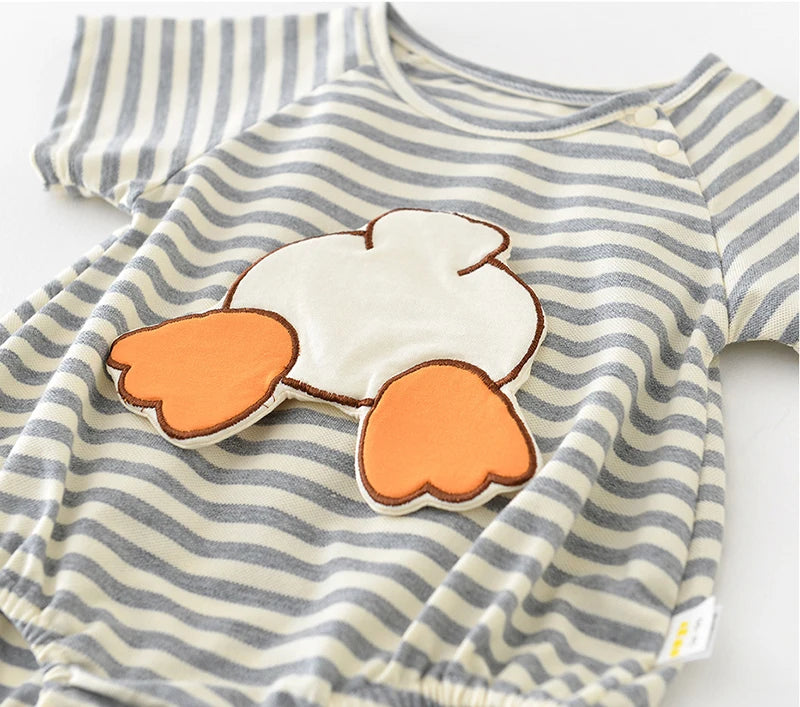 Milan cel Sommer Baby kleidung neue dünne Streifen Bodysuit Cartoon Entlein Kurzarm ein Stück für Neugeborene Jungen Mädchen.