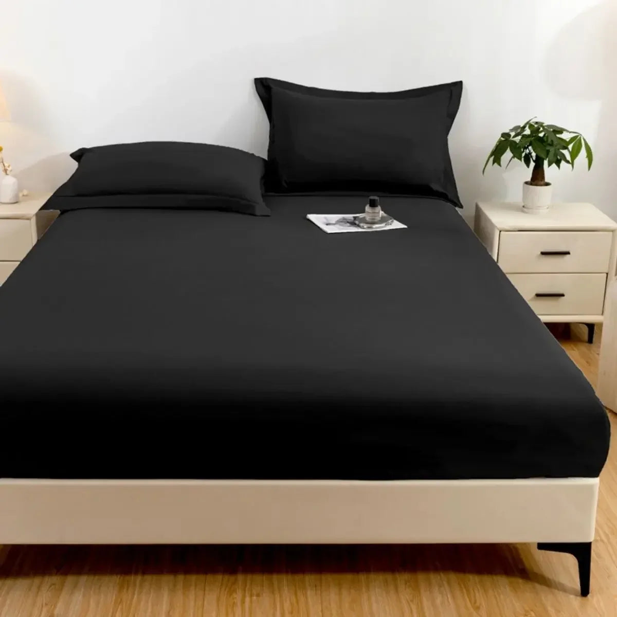 1PC waterproof soft skin frosting solid color bed cap dust cover Mattress cover sheet (pillow case and pillow core not included).