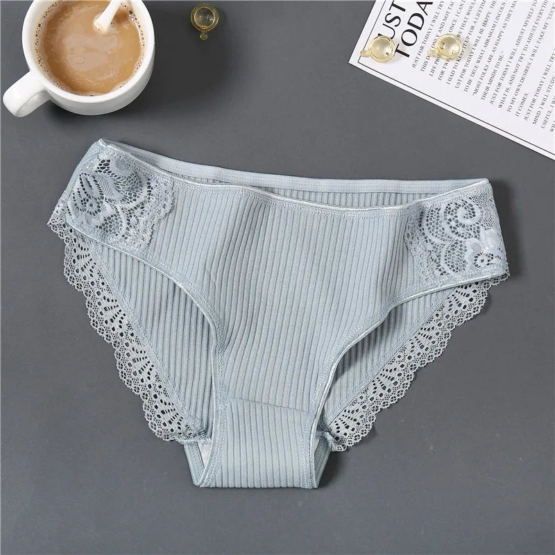 FINETOO 3Pcs/set Women Cotton Panties M-2XL Low-Rise Underwear Trendy Patchwork Lace Briefs Female Soft Underpants Lingerie 2022.