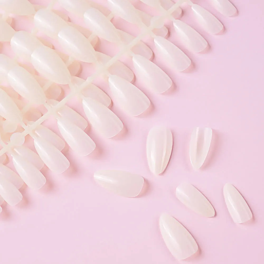 120Pcs Glossy White Almond Press on Nails Medium Full Cover False Nail Tips for Women Elegant Nail Art Extension Fake Fingertip.