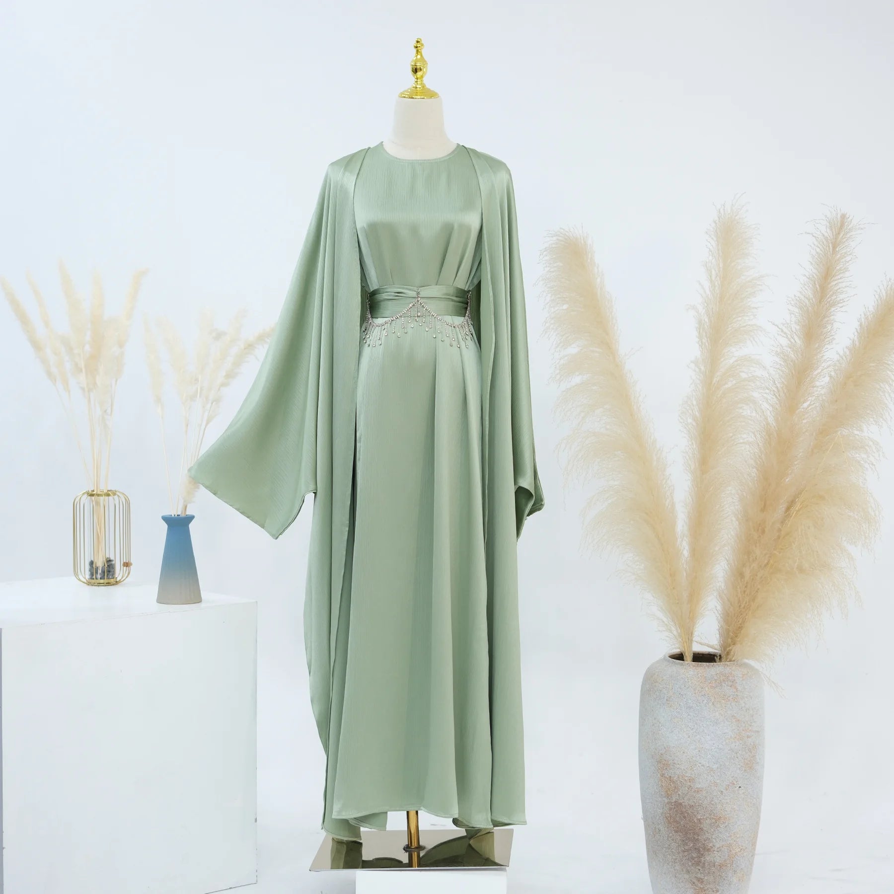 Ramadan Muslim Women 2 Piece Set with Chain Party Dresses Abaya Eid Jalabiya Sashes Diamond Morocco Dubai Kaftan Cardigan Robe.