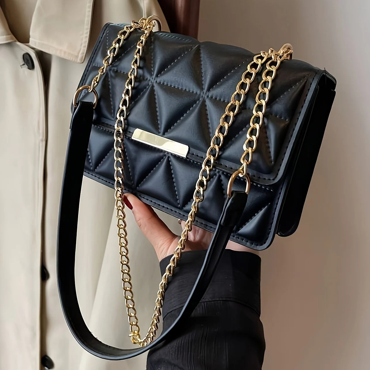 Fashion Chain Women'S Shoulder Bag, Chic Small Square Bag for Women, Luxury Quilted Handbag for Daily Travel, Shopping, Parties..