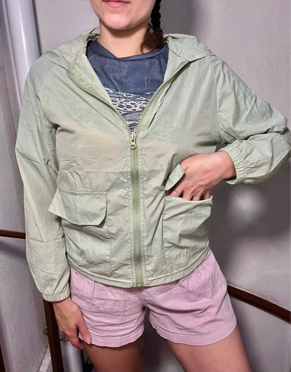 Sommerjacken für Frauen 2025, Oberbekleidung, cooler dünner Mantel, Mutter mittleren Alters, Kleidung, Korea, modische Damenbekleidung, Stickerei.