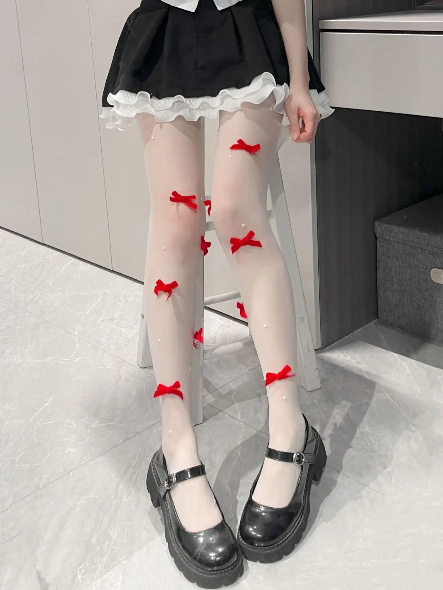 Sweet Japanese JK Bow Pearl White Stockings Sexy Women Lolita Ultra-thin Anti Hook Silk Pantyhose Compression Socks.