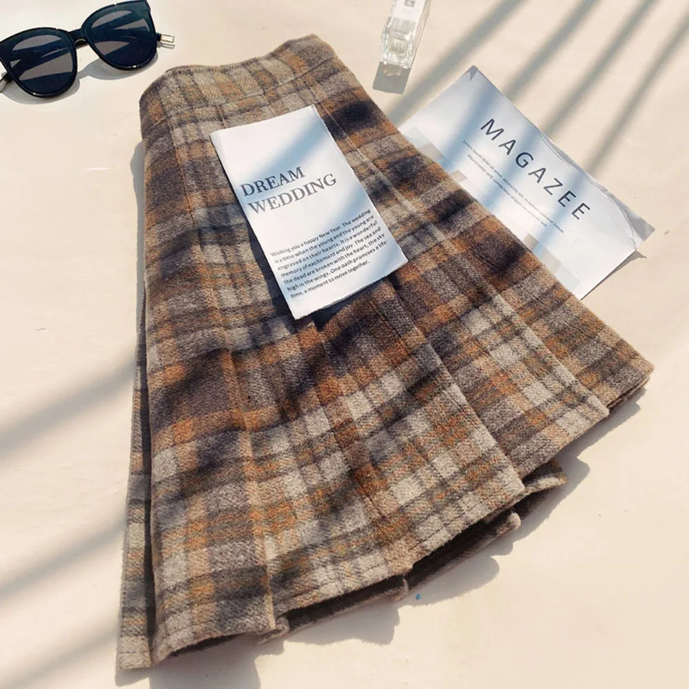 Plaid Woolen Blends Pleated Skirt For Women Fall Winter High Waist A-line Skirt Ladies Fashion Khaki Mini Skirts Vintage Female.