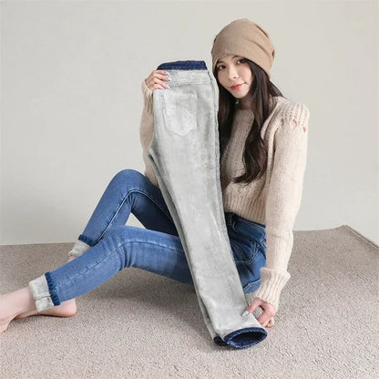 Frauen Thermische Dünne Jeans Mom Winter Warme Plüsch Stretch Jeans Dame Fleece Schnee Denim Hosen Student Bleistift Gerade Bein Hosen