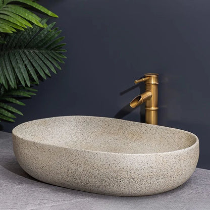 Modernes Badezimmerwaschbecken im nordischen Stil zum Waschen von Händen und Gesicht, minimalistisches Design, individuell gestaltet