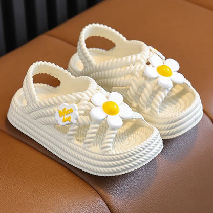 2025 New Children's Slippers Summer Girls and Boys Bathroom Home Anti slip Beach Shoes Soft Soled Baby Sandals.