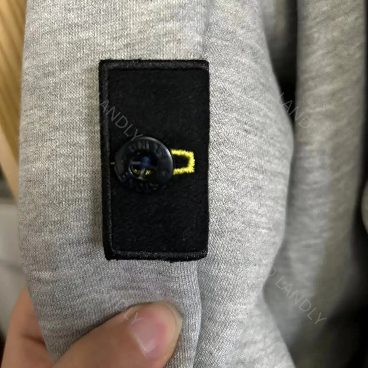 Compass Top Patch Italian Luxury Style  men's Solid color pointy collar single-breasted quilted jacket Nylon Grade 3 waterproof.