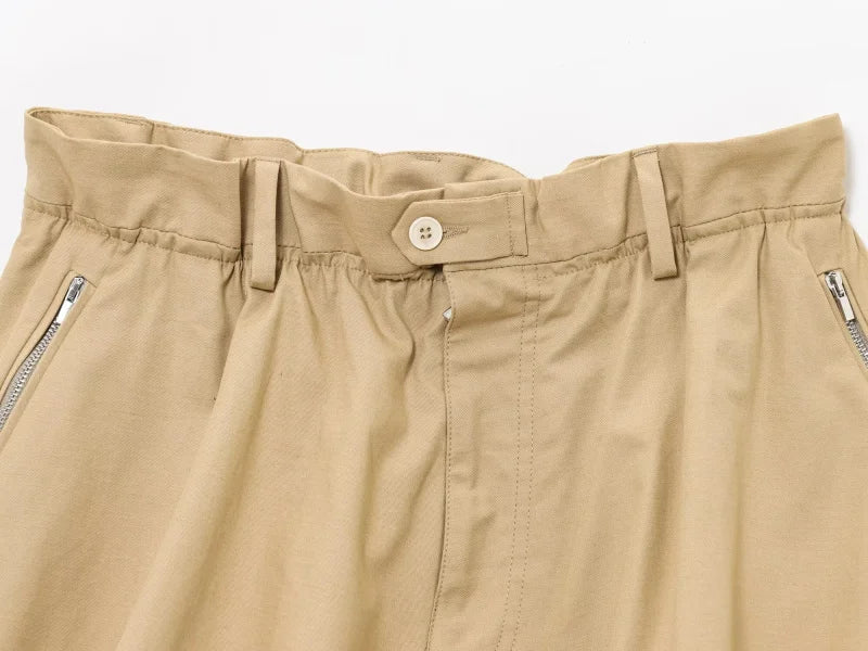 ETJ's Spring 2025 new women's ZW series, elegant and romantic style, high-waisted casual shorts with a ball cut.