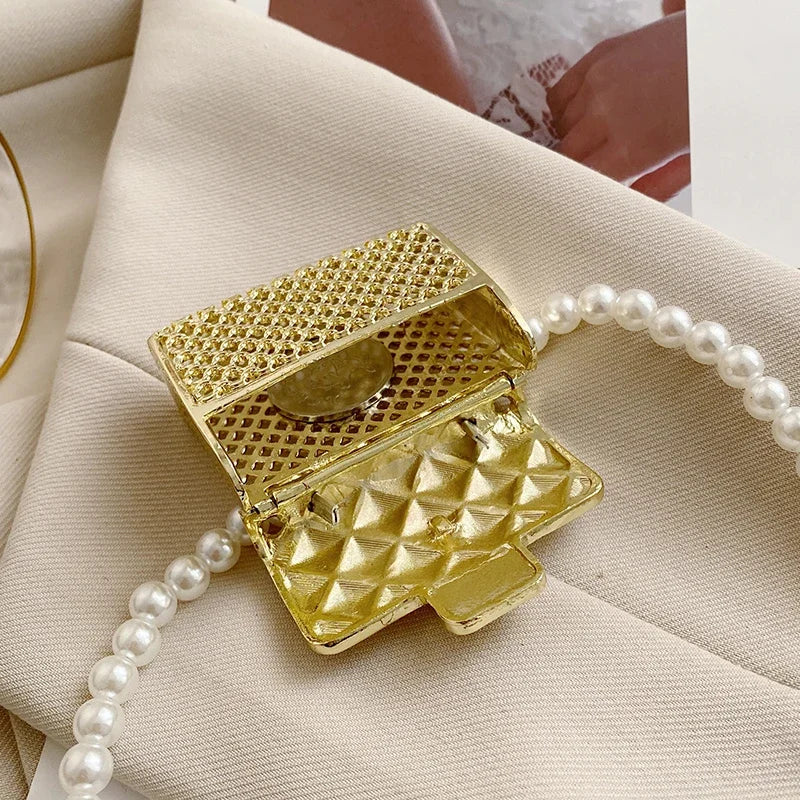 Mini Metal Shoulder Bags for Women Pearl Chain Crossbody Bag Designer Clothing Accessories Satchel Female Decorative Box Handbag.