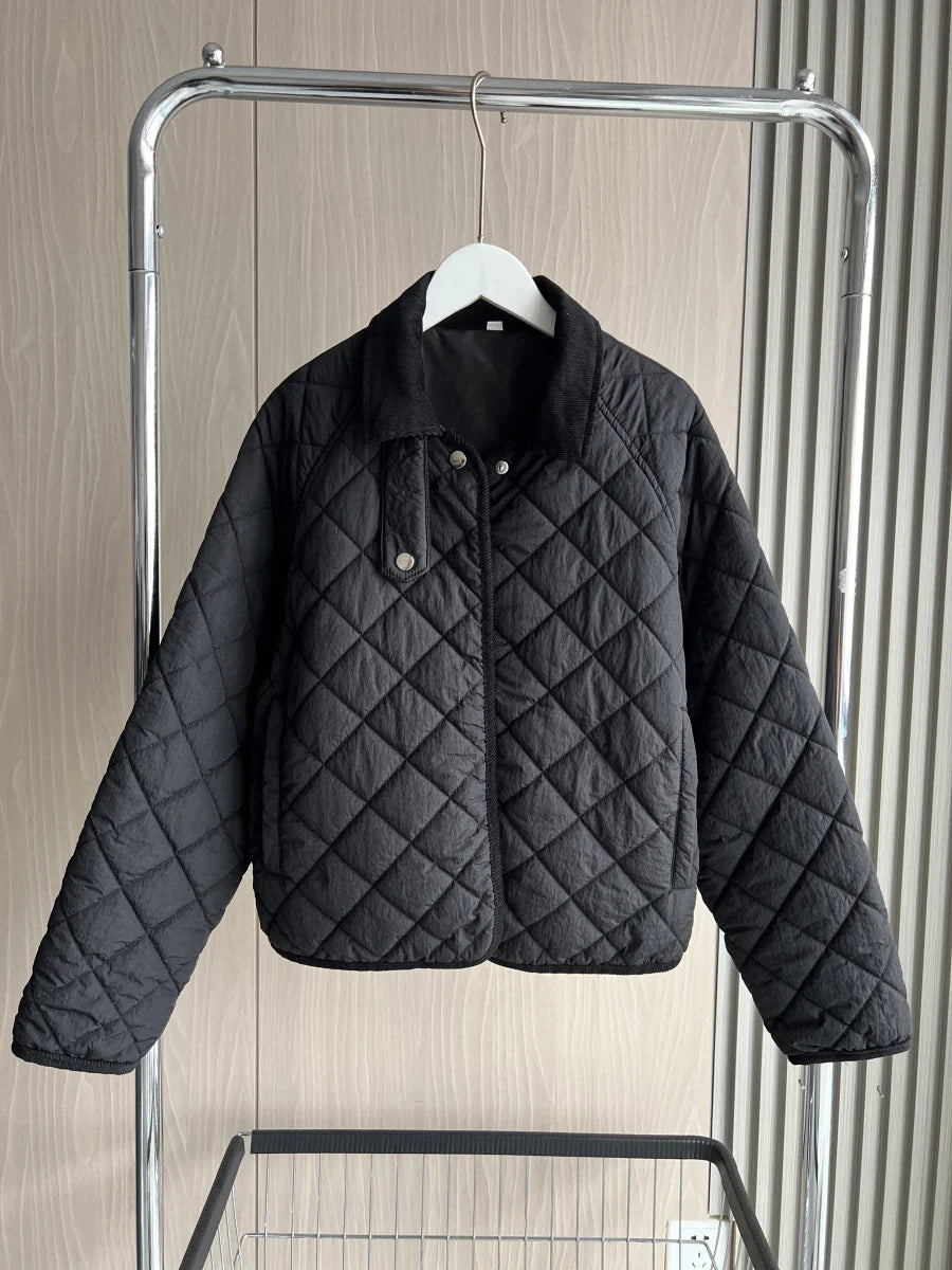 Women's Quilted Jacket with Padded Lining Model ETJ 2025 - Casual and Simple Diamond Quilted Short Puffer Jacket with Collar.