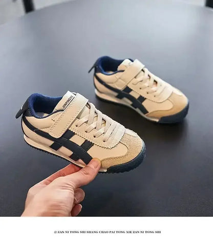 Children's Sneakers Boys Lightweight Breathable Sport Running Shoes Girls Soft Bottom Casual Shoes Student Shoes.