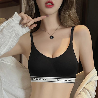 Women's Beautiful Back Sports Bra Elastic Sleeveless Vest Breathable Slim Crop Top with Adjustable Shoulder Straps.