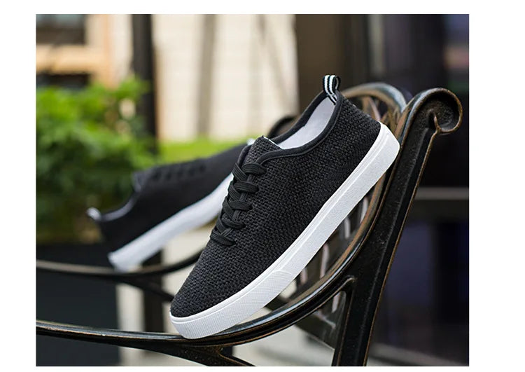 Men's Canvas Shoes Summer Breathable Lightweight Korean Style Shallow Mouth Loafers Non-slip Casual Lace Up Walking Sneakers.
