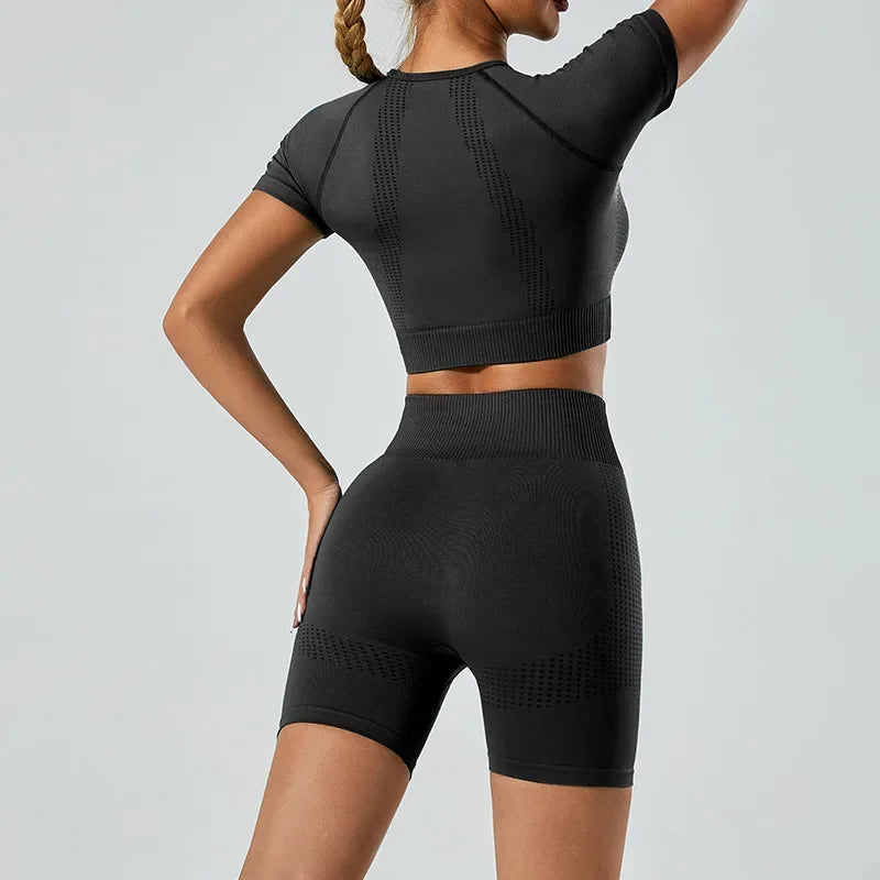 In-stock Women's Yoga Suit Five-piece Set Seamless Fitness Wear For Running Sports Top Leggings From Mainland China.