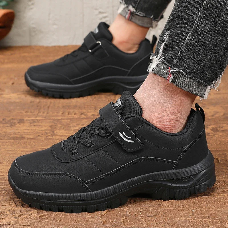 2025 New PU Running Shoes Men Women Lightweight Breathable Athletic Sneakers for Gym Training Spring Summer Fashion Casual Wear.