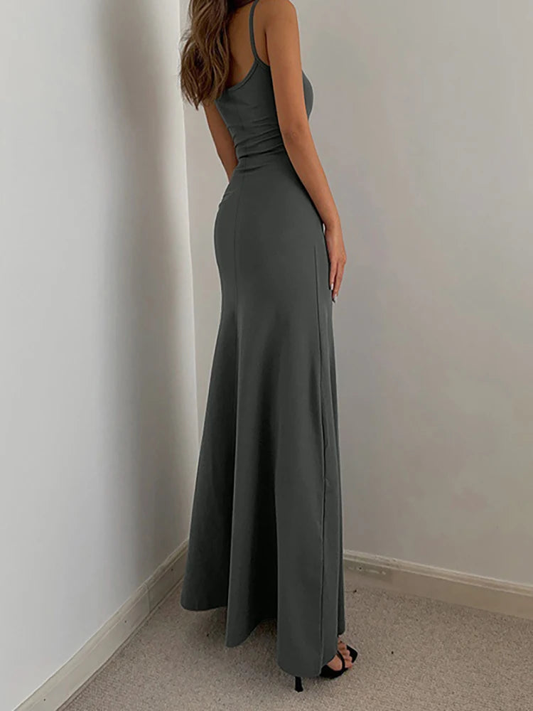 2024 sommer frauen Neue Mode Einfache Temperament Hosenträger Lange Backless Schlank Taille Sexy Süße Und Würzige Casual Kleider.
