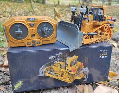 4WD Remote Control Excavator Toy Radio Controlled RC Dump Truck Vehicle Crawler Bulldozer Construction Car Gifts for Kids Boys