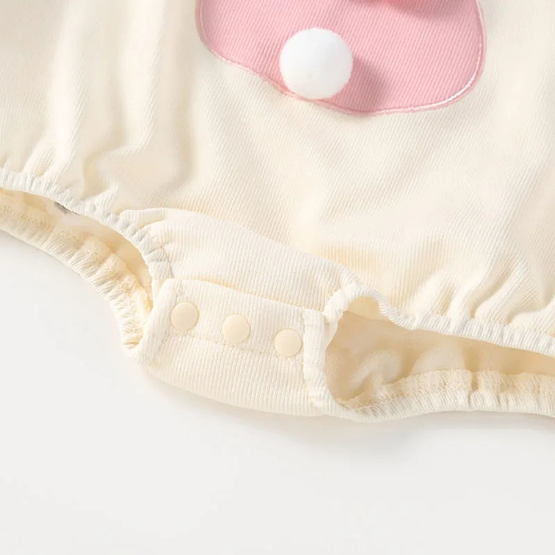2024 Sommer Baby Mädchen Kleidung niedlichen Hasen falsch zweiteiligen Bodysuit Kleinkind Streifen Patchwork einteilige Kleidung.