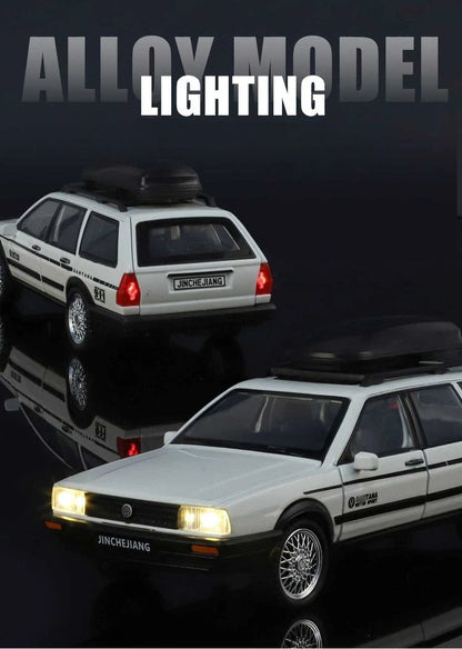 Diecast 1:32 VW SANTANA Wagon Alloy Car Model with Sound Light Children Boy Birthday Gift Toy Vehicles Miniature Voiture.