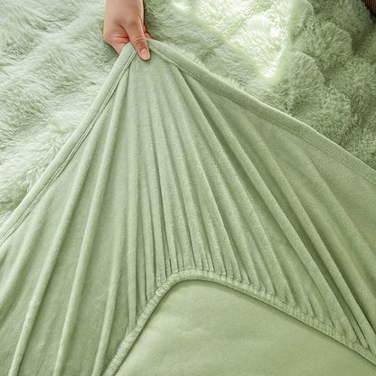 Fluffy Plush Fitted Bed Sheet Solid Color Long Hair Fleece Bed Cover For Double Bed fundas de colchón Winter Warm Mattress Cover
