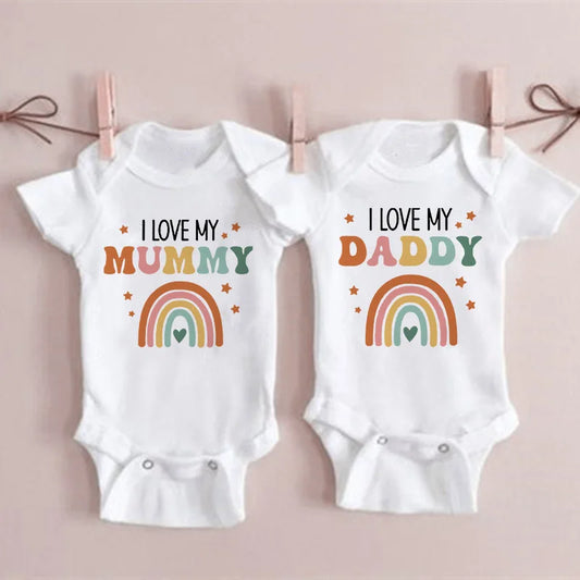 Ich liebe Mama und Papa, Regenbogen-bedruckter Neugeborenen-Body, lustiger Sommer-Kurzarm-Säuglingsspielanzug, Body für Jungen und Mädchen.