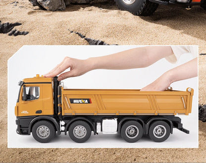 Huina Large 50Cm Rc Dump Truck 1536 12Ch 1/14 Alloy Remote Control Engineering 8Wheel Heavy-Duty Dump Truck Cargo Model Boy Gift.