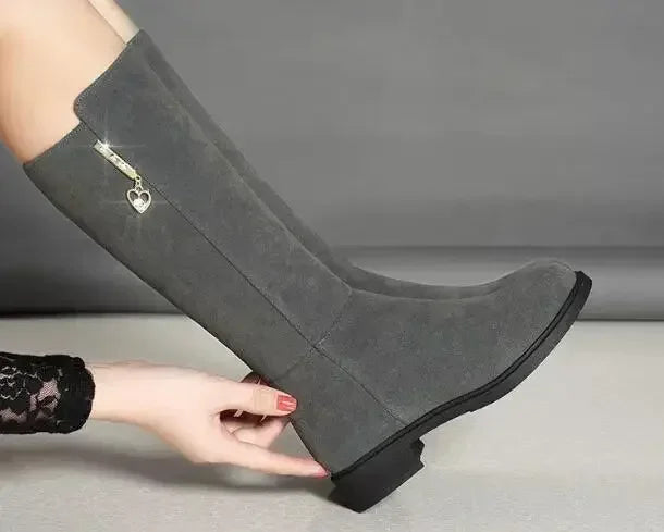 2025 New Women Warm Snow Plush Boots Snow Casual Flat All-match Cotton Fashion Side Zipper Winter Shoes Thigh High Boot Black