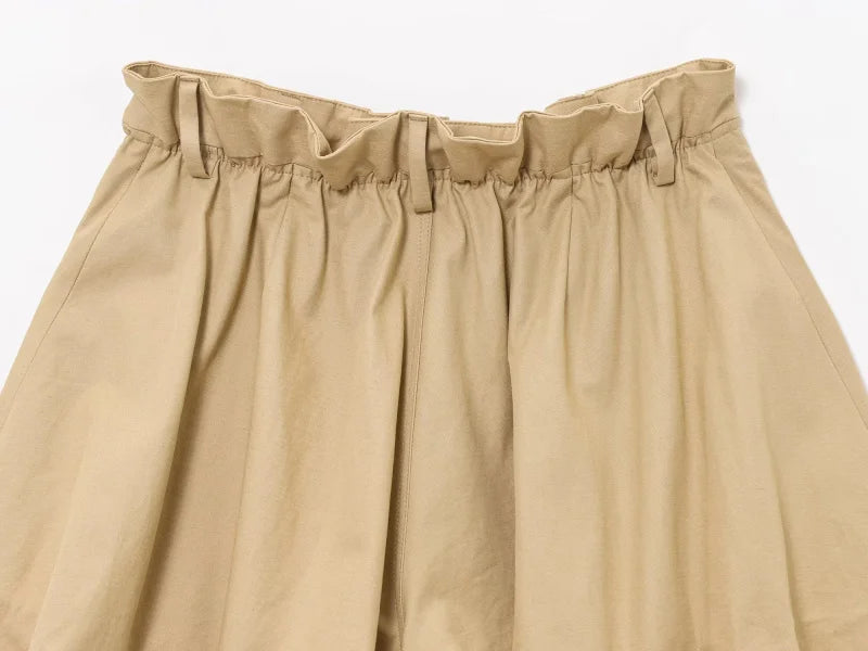 ETJ's Spring 2025 new women's ZW series, elegant and romantic style, high-waisted casual shorts with a ball cut.