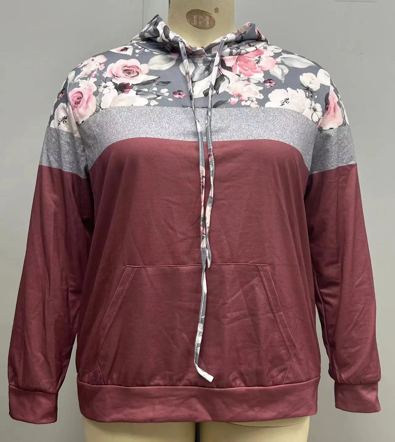 2024 Plus Size Herbst und Winter neue Damen Pullover Print Kapuze Pullover Tasche Langarm Top.