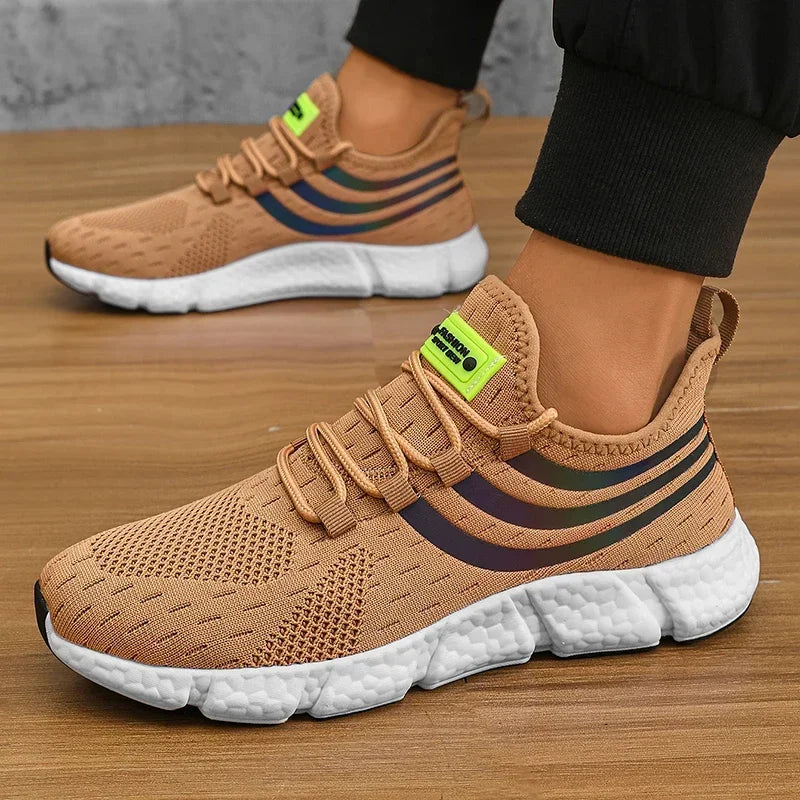 Men’s Sneakers Comfortable Breathable Platform Shoes Summer Man Running Shoes Breathable Comfortable Fashion Walking Sneakers.