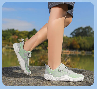 Kids Barefoot Shoes Boys Girls Sneakers Aqua Shoes Naturally Splay Shoes Wide Toe Water Quick Dry Beach Shoes Sports Swimming.