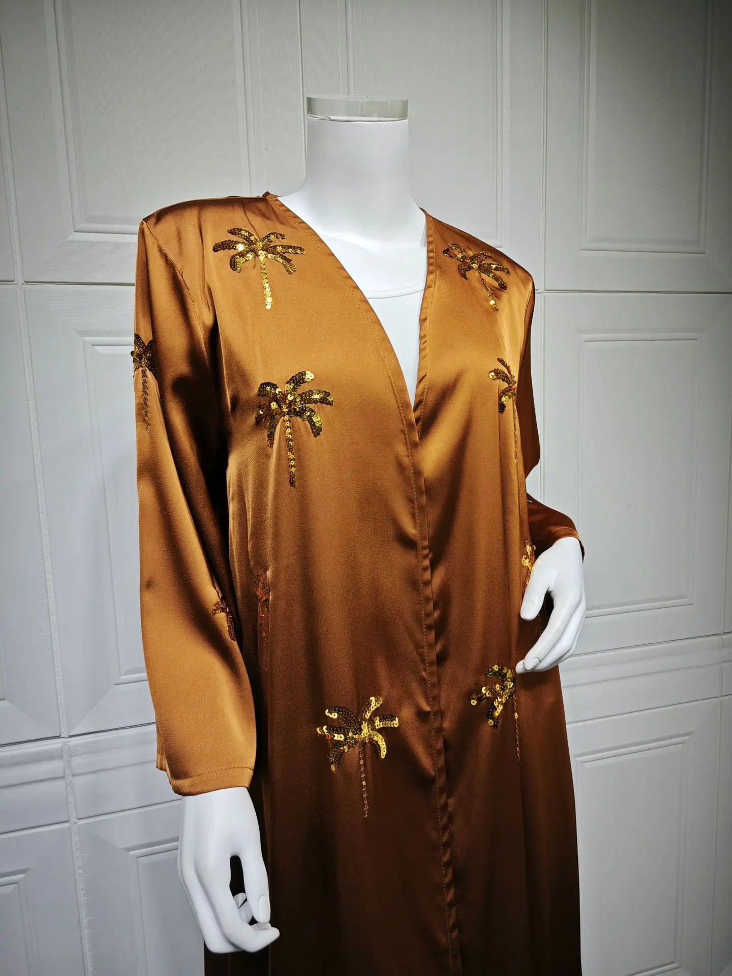 Mode Dubai Abayas für Frauen Stickerei Muslimischen Kleid Türkei Kaftan Islam Kleidung Kebaya Kaftan Marocain Femme Robe Jalabiya.