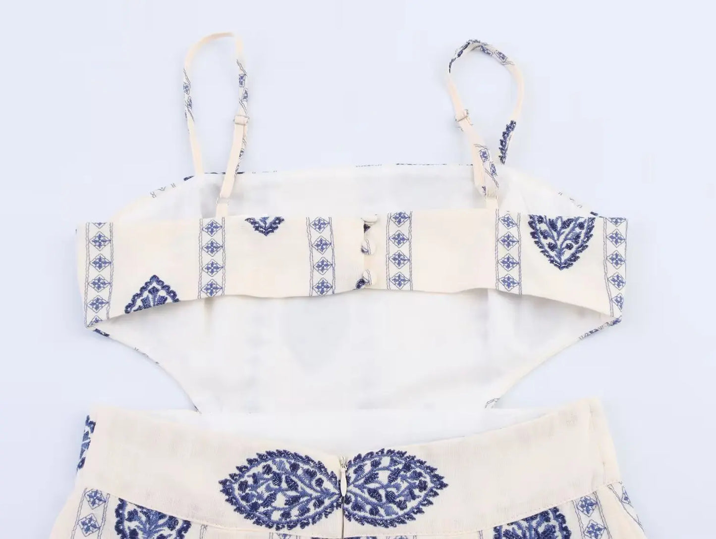 ZBZA Frauen Sexy Gedruckt Rohr Schlinge Lange Kleider Retro Taille Hohl Ärmelloses Abend Dünnes Kleid Weibliche Sommer Chic Street Party.