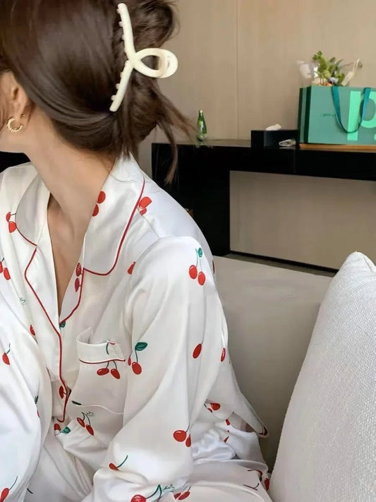 2023 frühling Herbst Neue Eis Seide 2 Stück Pyjamas für Frauen Mode Strickjacke frauen Pyjamas Süße Druck Loungewear Frauen set.