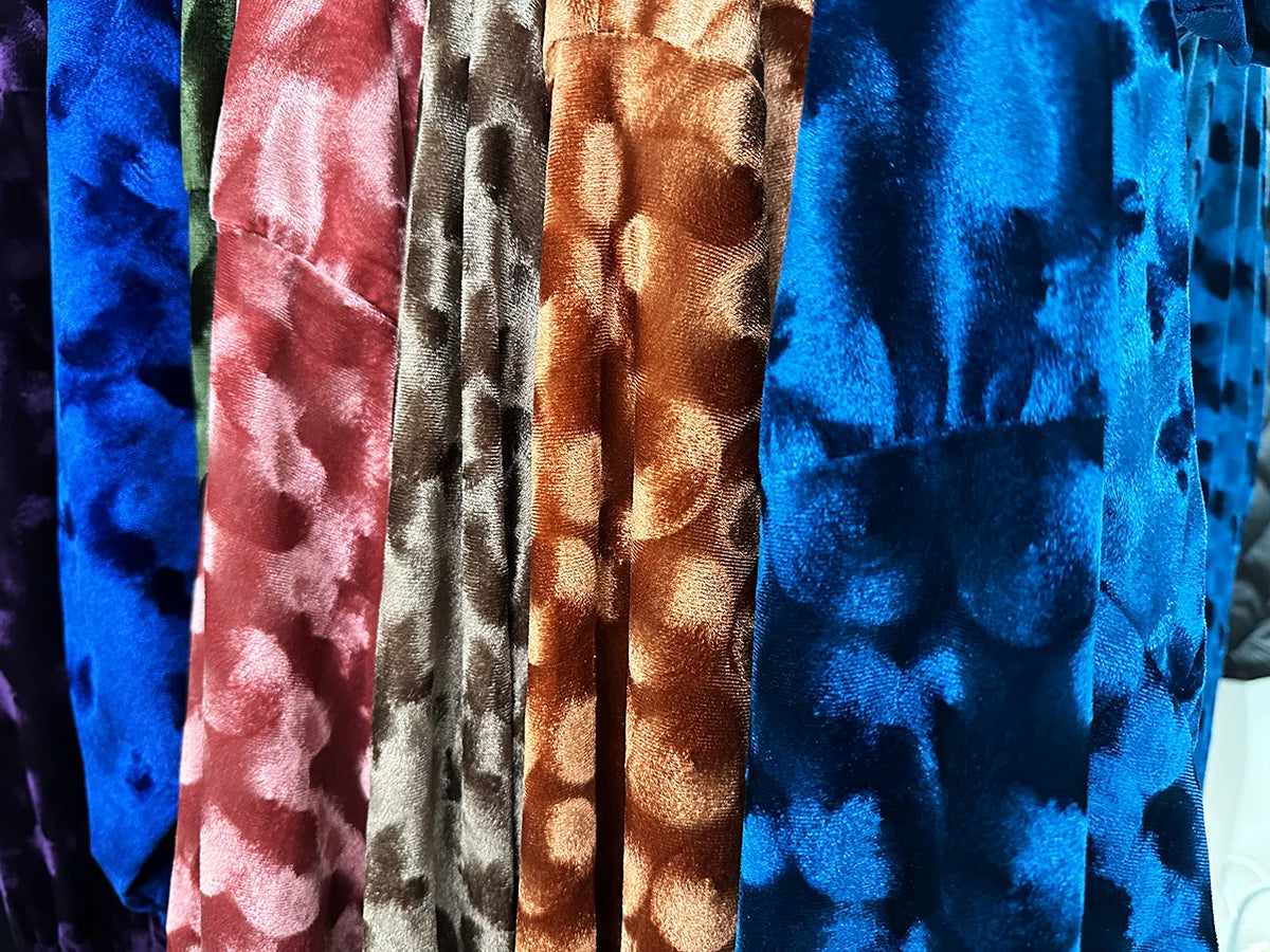 High Quality Velvet Fabric 2025 Ramadan Muslim Lady's Abaya Two-Hats Dubai Turkey Style Islamic Prayer Clothing Kaftan Dress.