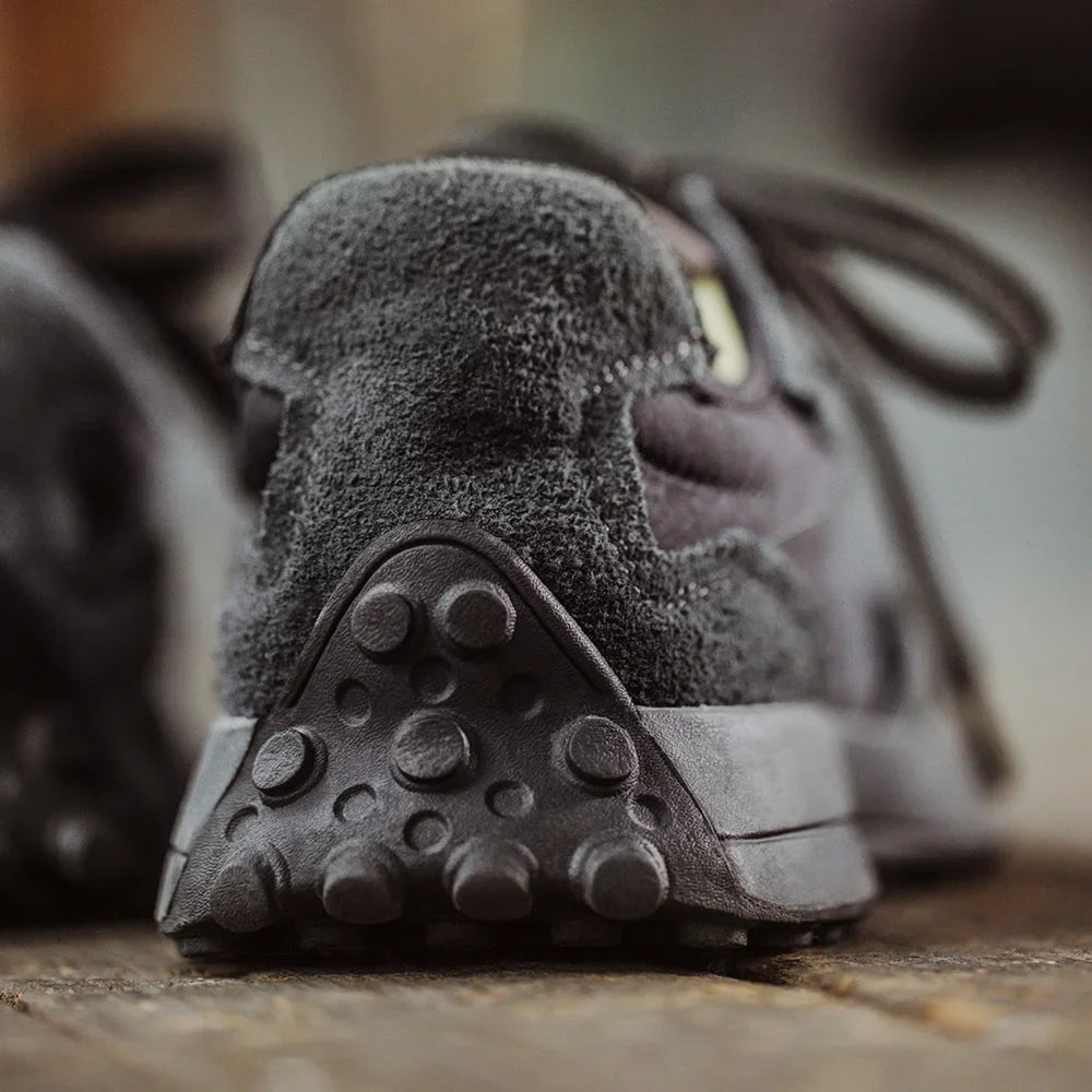 Maden Frühling Vintage Dickbesohlte Patchwork Schwarze Sneakers Lässige atmungsaktive Joggingschuhe Low-Top-Schnürschuhe Sportliche Sommerschuhe.