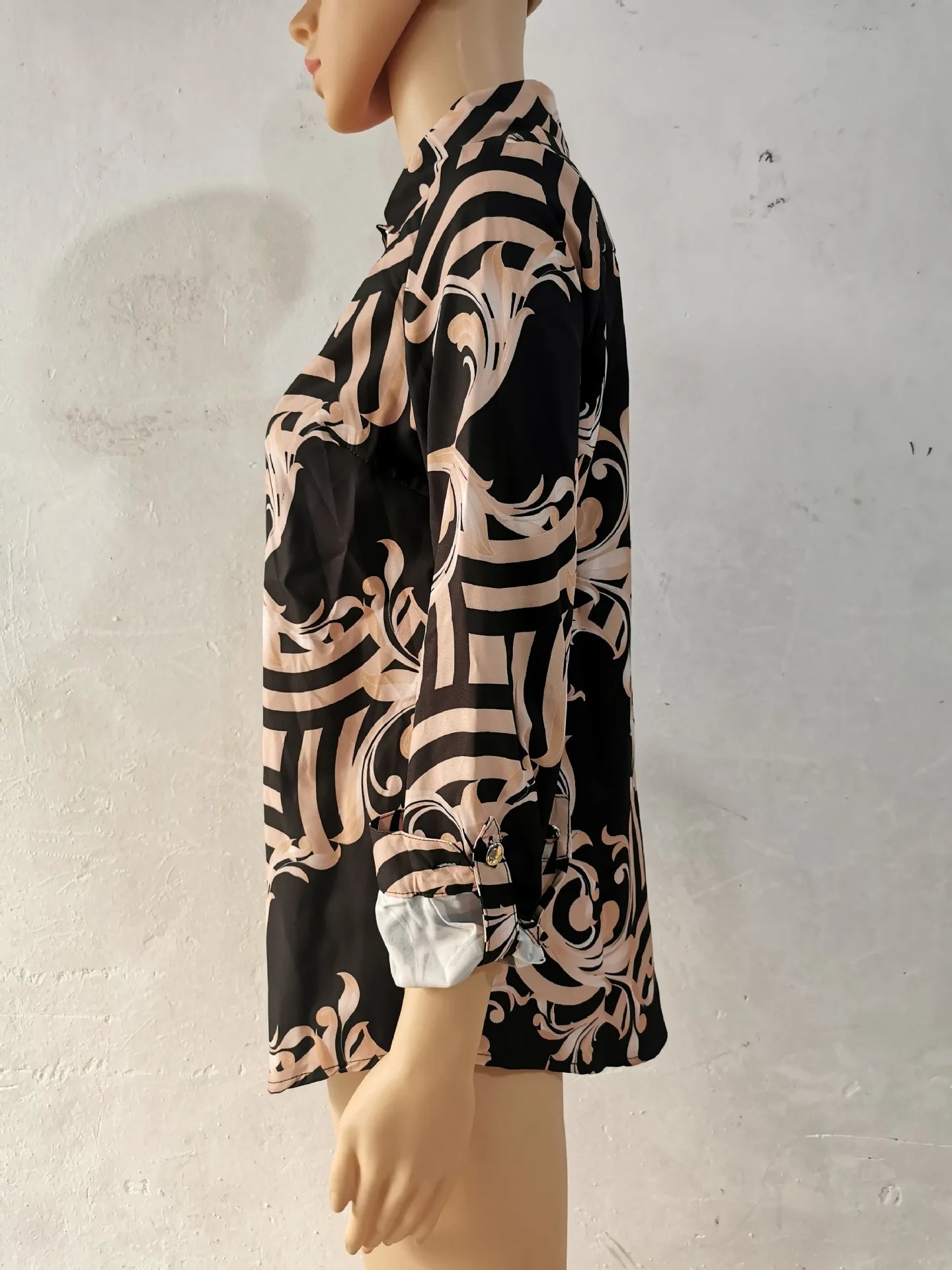 Blue Women's Long-sleeved Shirt, Single-breasted Collar Commuter Shirts, White and Black Slim-fit Top