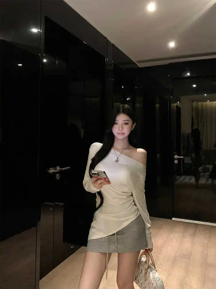 Sexy Long Sleeve T-Shirt Shoulder Bared Waist Cinched Slim Fit Knitted Cotton Solid Color Casual Urban Style for Early Autumn.