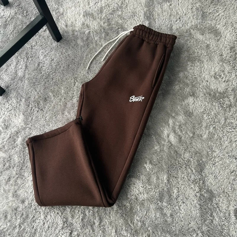 Retro fashion loose straight leg casual pants American trend Harajuku street wear men pants high-waisted casual sports pants.