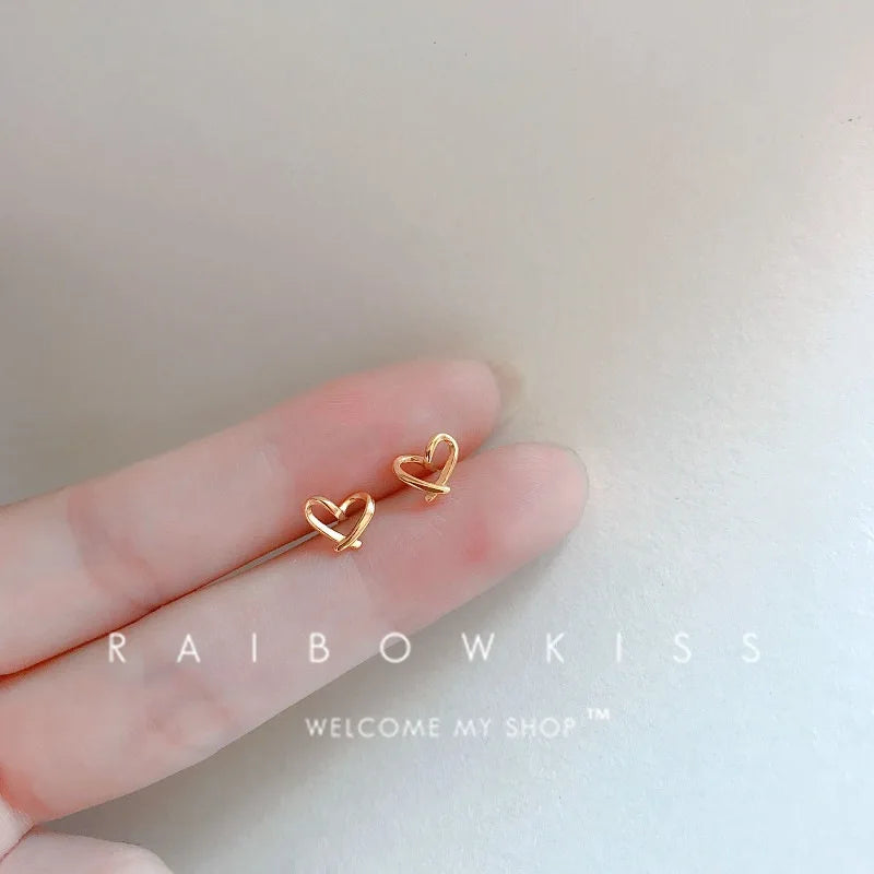 silver-plate Gold Color Mini Small Butterfly Heart Stud Earring For Women Cartilage Helix Tragus Ear Piercing Jewelry Gift.