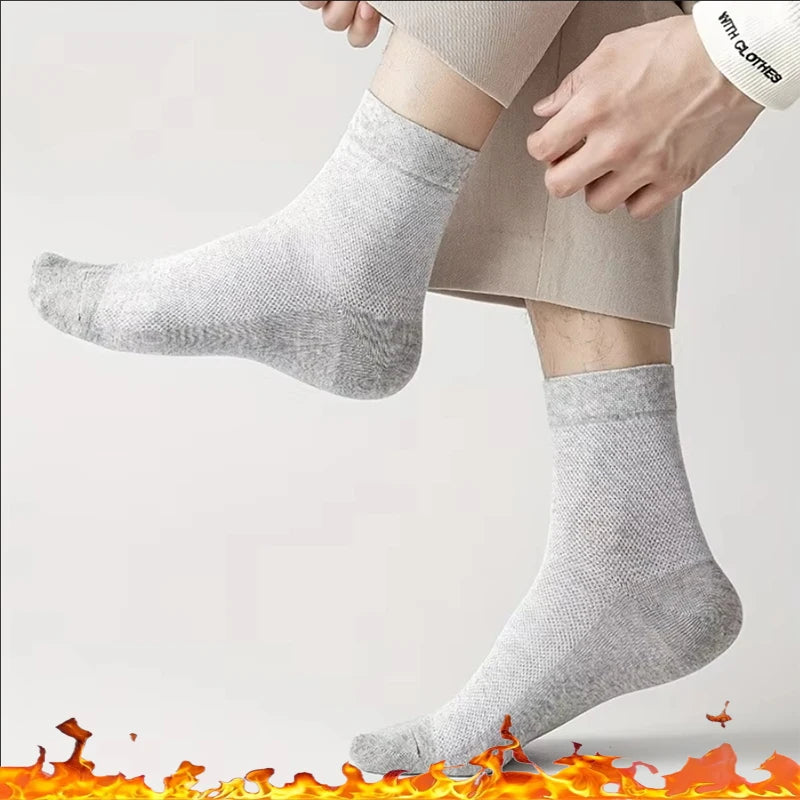 Men's thick warm towel socks 3 pairs of casual solid color mid-calf socks winter men's socks.