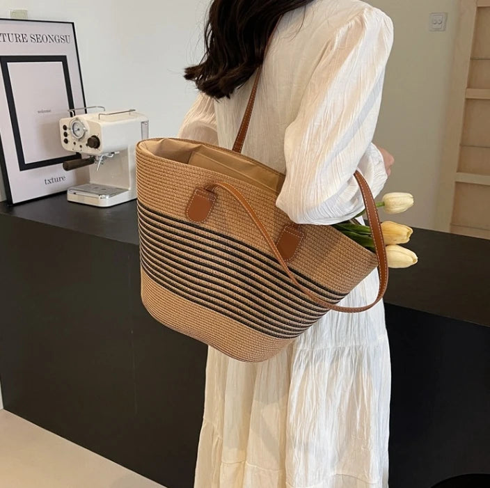 Straw bag bag women's summer inswind 2024 new beach seaside outdoor travel vacation large capacity shoulder bag.
