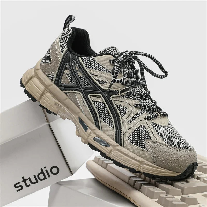 High Quality New Sneakers Men Women Fashion Casual Shoes with Neutral Anti Slip Anti Odor Performance Hot Selling Retro Run Shoe.