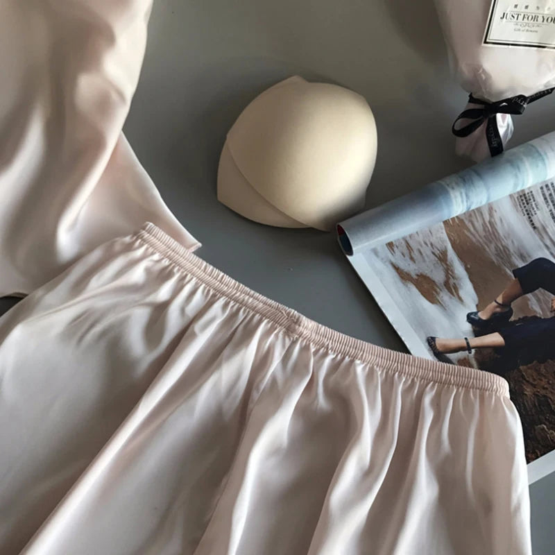 Frauen Pyjama Anzug Mode V-ausschnitt Stretch Satin Babydoll Spitze Sexy Dessous Bowknot Pyjamas Schlaf Shorts Set Nachtwäsche Neue.