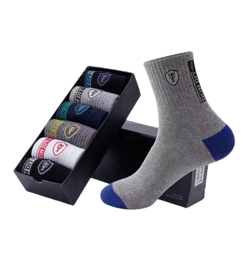 5 Pairs of Autumn and Winter MEN'S Sports Socks for Summer Leisure, Sweat Wicking, Lightweight and Breathable Basketball Socks.
